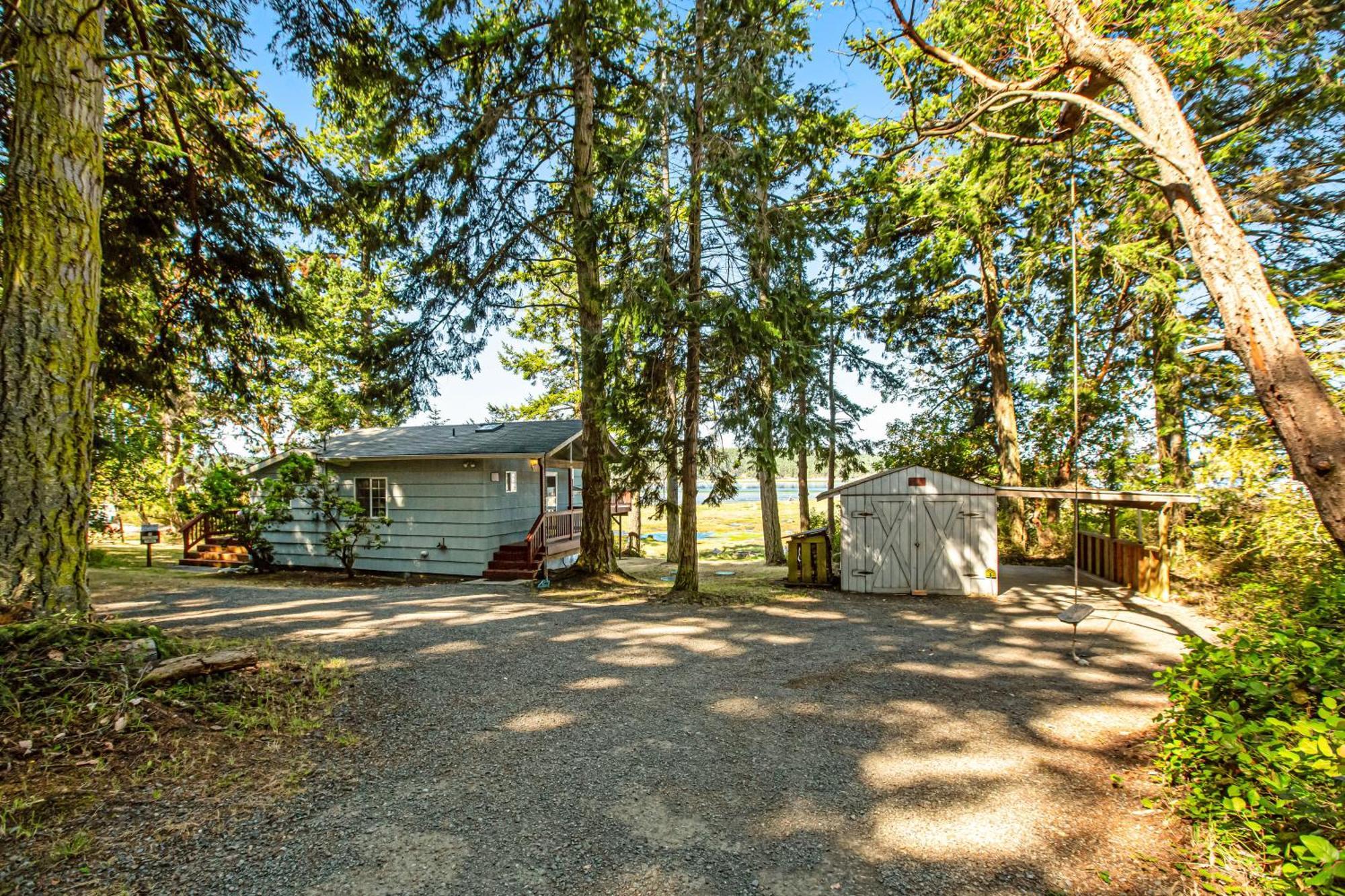 Marrowstone Island Beach Cabin Экстерьер фото