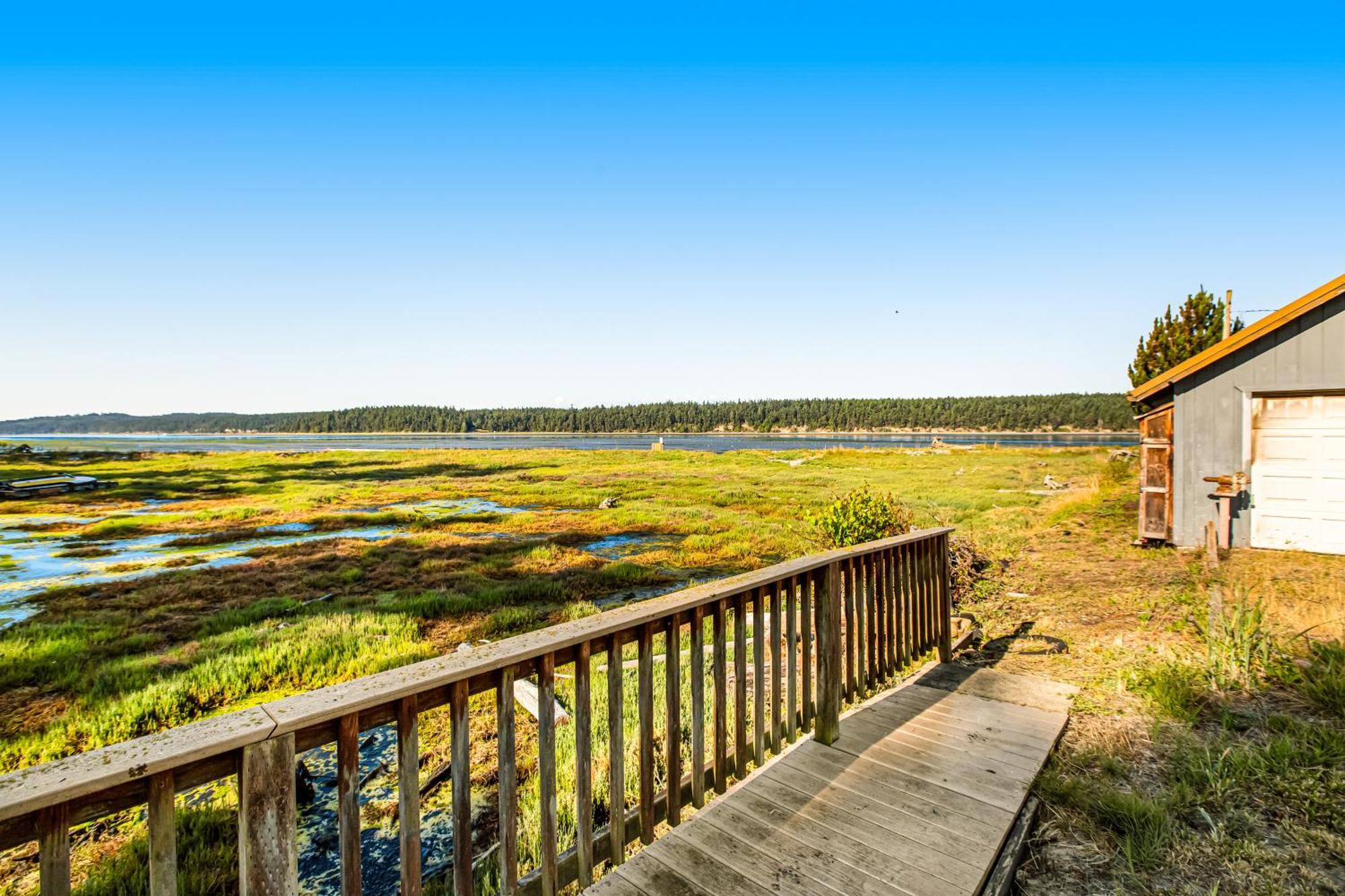 Marrowstone Island Beach Cabin Экстерьер фото