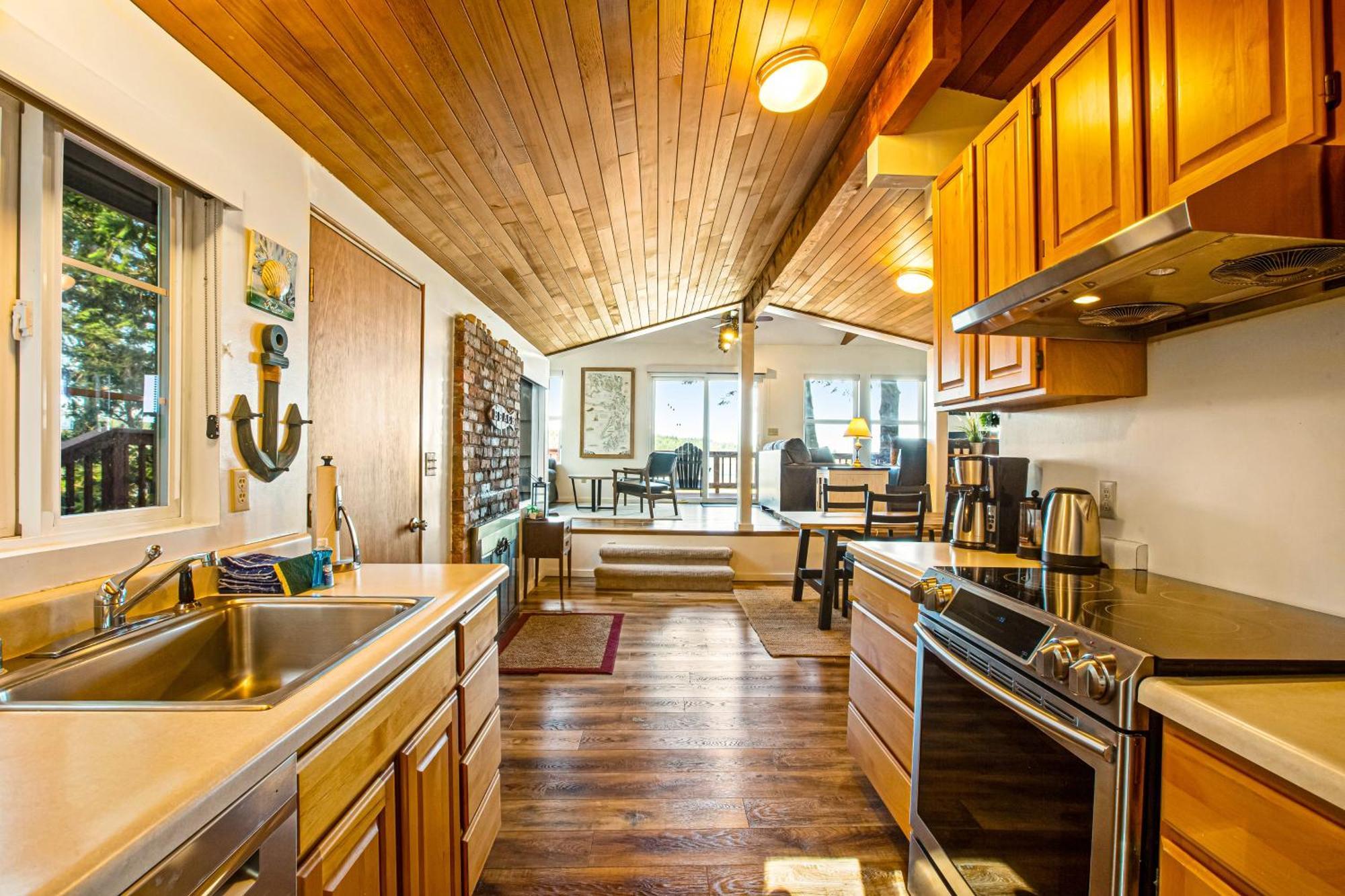 Marrowstone Island Beach Cabin Экстерьер фото