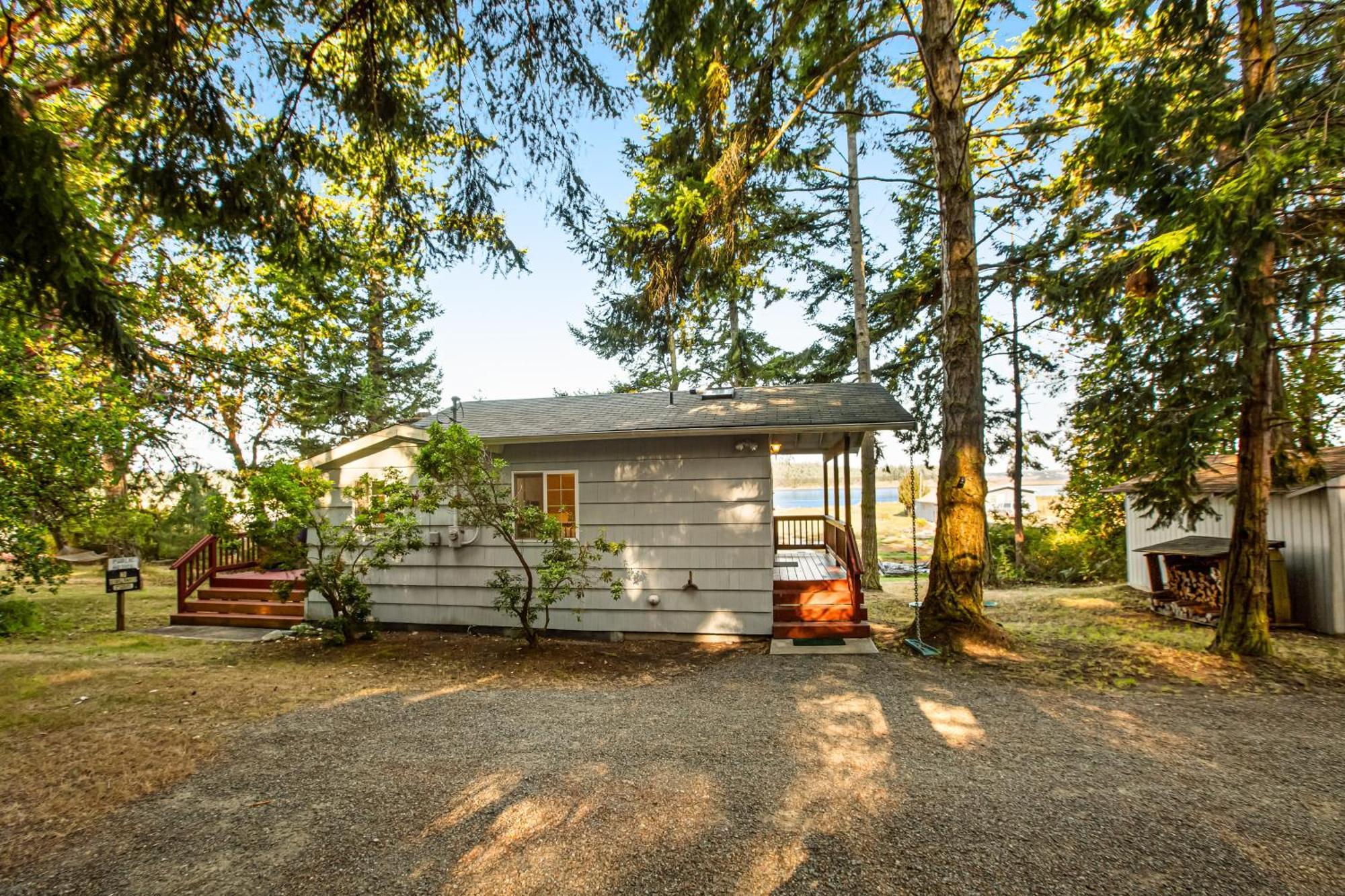 Marrowstone Island Beach Cabin Экстерьер фото