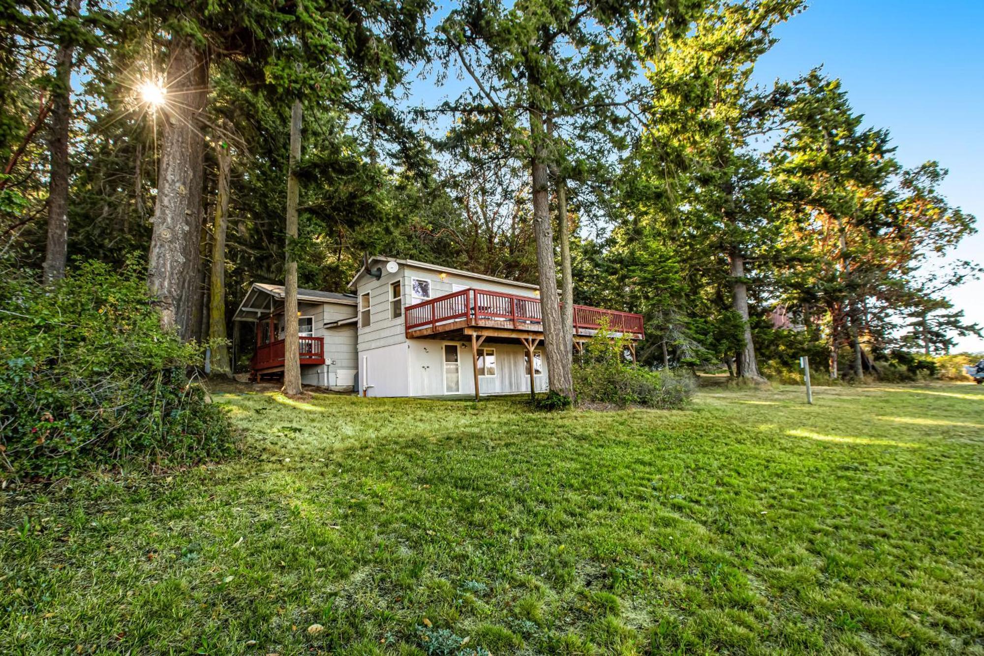 Marrowstone Island Beach Cabin Экстерьер фото