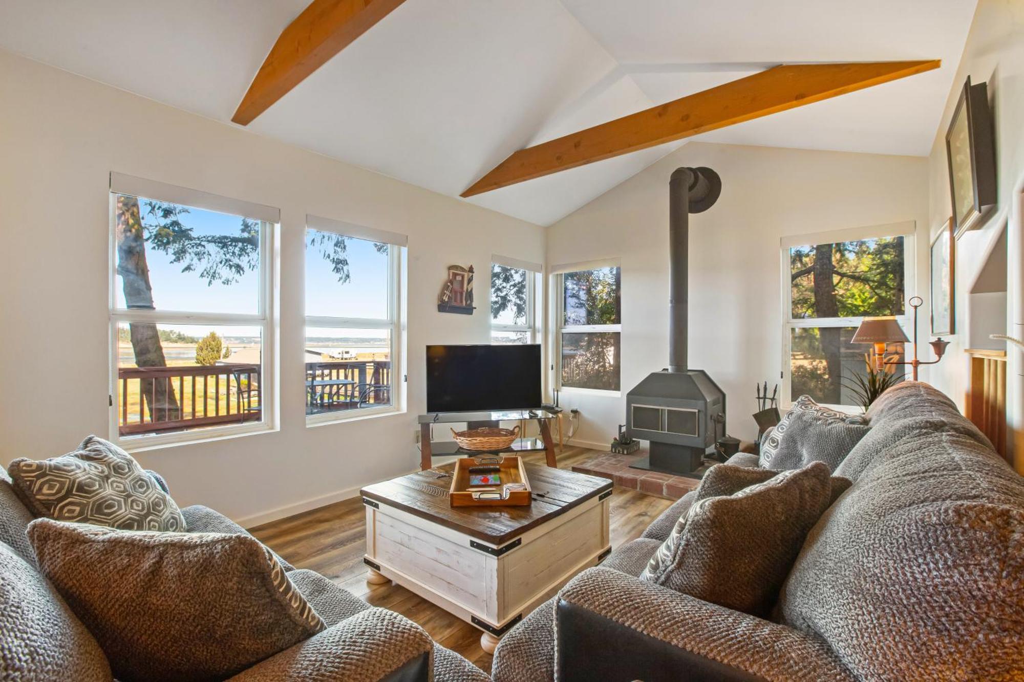 Marrowstone Island Beach Cabin Экстерьер фото